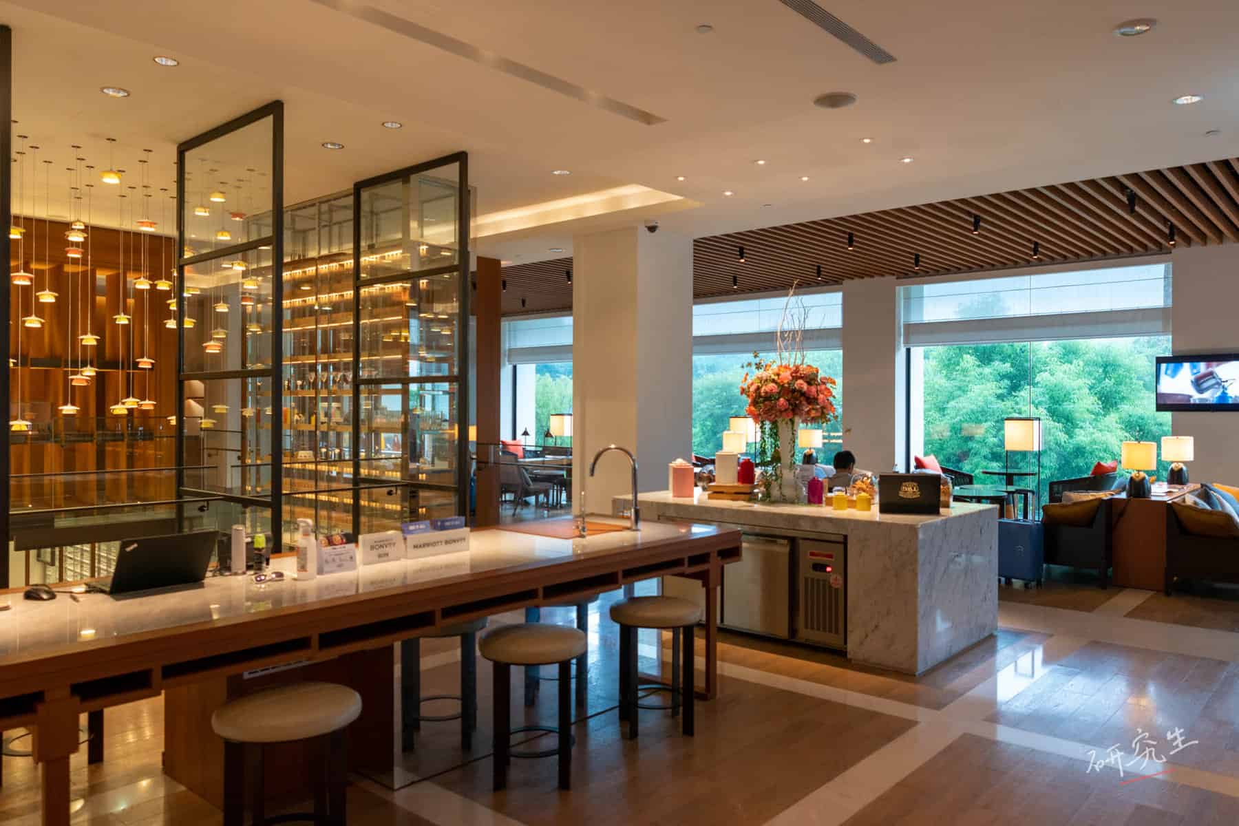 這邊似乎有在做人員管制(嗎?)|大溪威斯汀 (Westin Tashee)